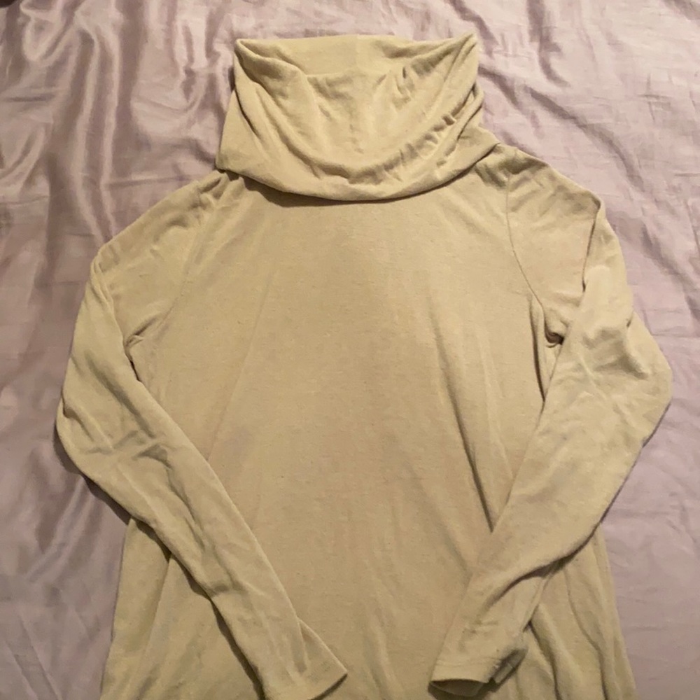 LISA RINNA funnel neck tunic!